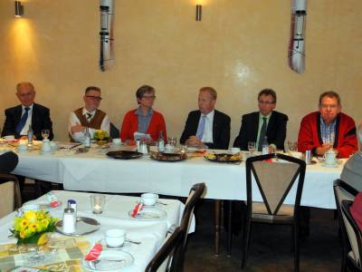 Heinrich Wichmann, Ehrenvorsitzender, Frau Schulze-Tergeist(Vorsitzende OU Sendenhorst), Henning Rehbaum MdL und Stadtverbandsvorsitzender, Brgermeister Berthold Streffing, Wolfram Opperbeck  